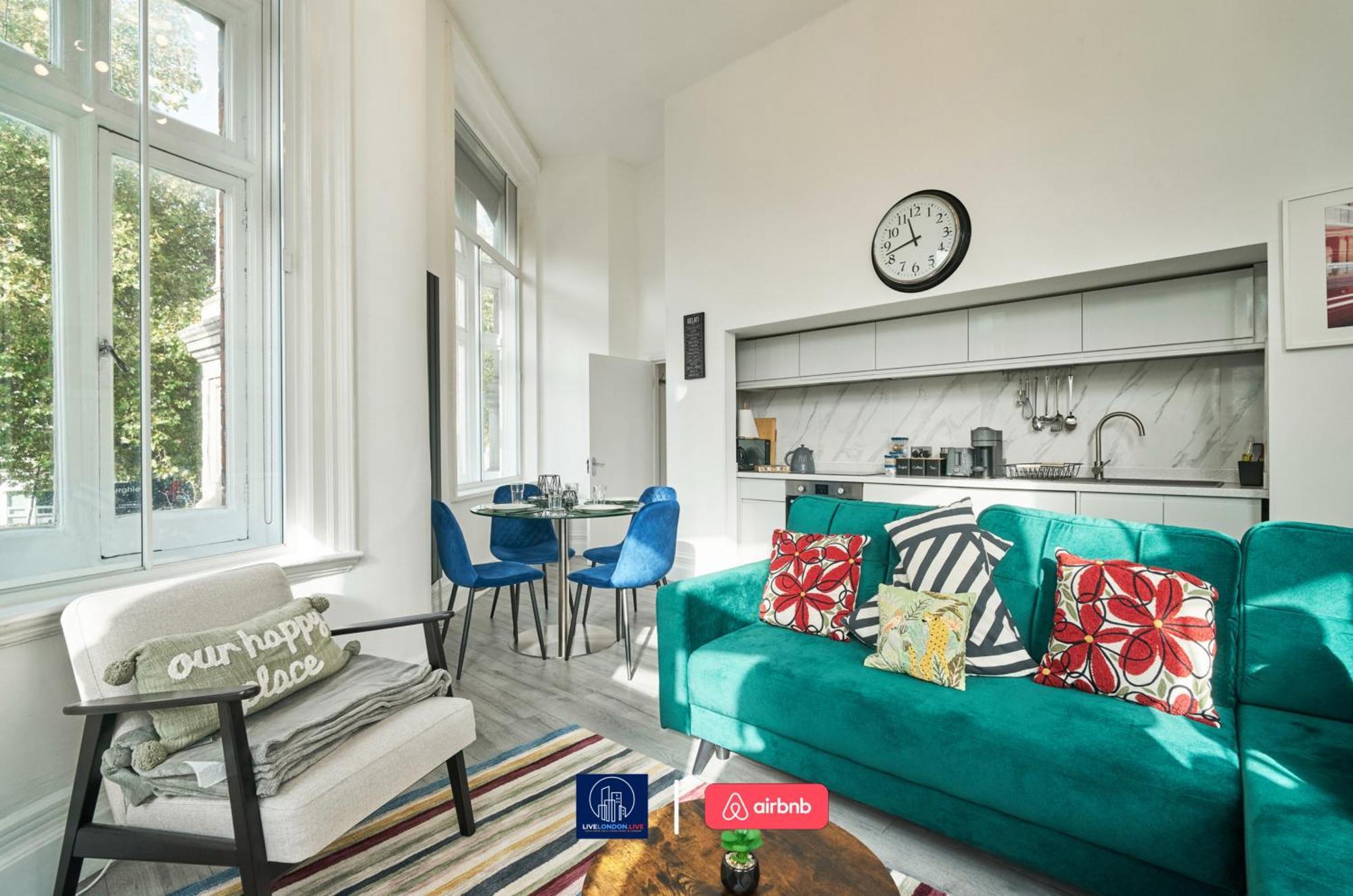 Last-Minute Specials L Sleeps Up To 4 Guests L One-Bedroom Apartment With King Bed And High Ceilings Near Camden By Live London Short Lets & Serviced Accommodation Ngoại thất bức ảnh