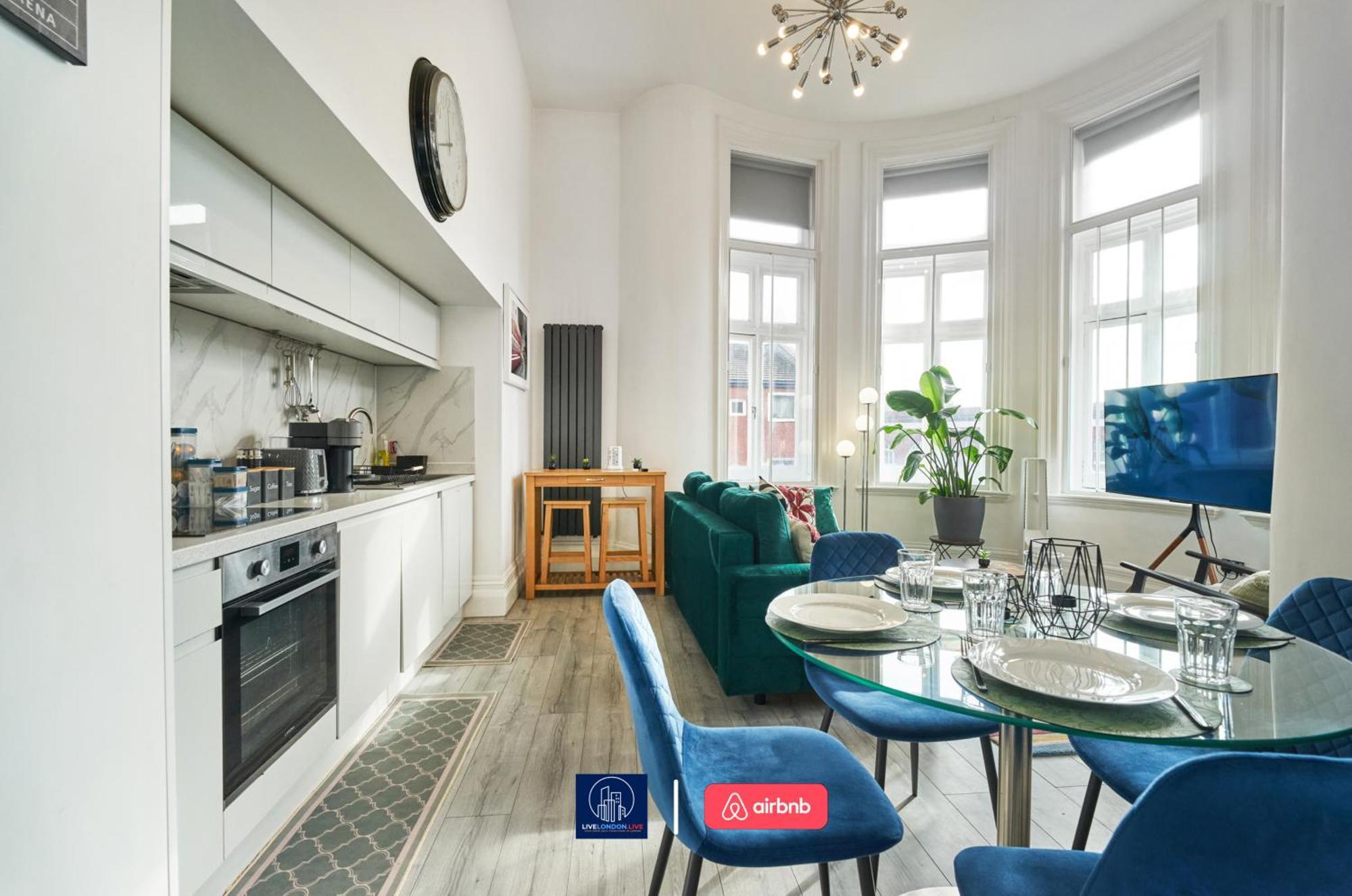 Last-Minute Specials L Sleeps Up To 4 Guests L One-Bedroom Apartment With King Bed And High Ceilings Near Camden By Live London Short Lets & Serviced Accommodation Ngoại thất bức ảnh