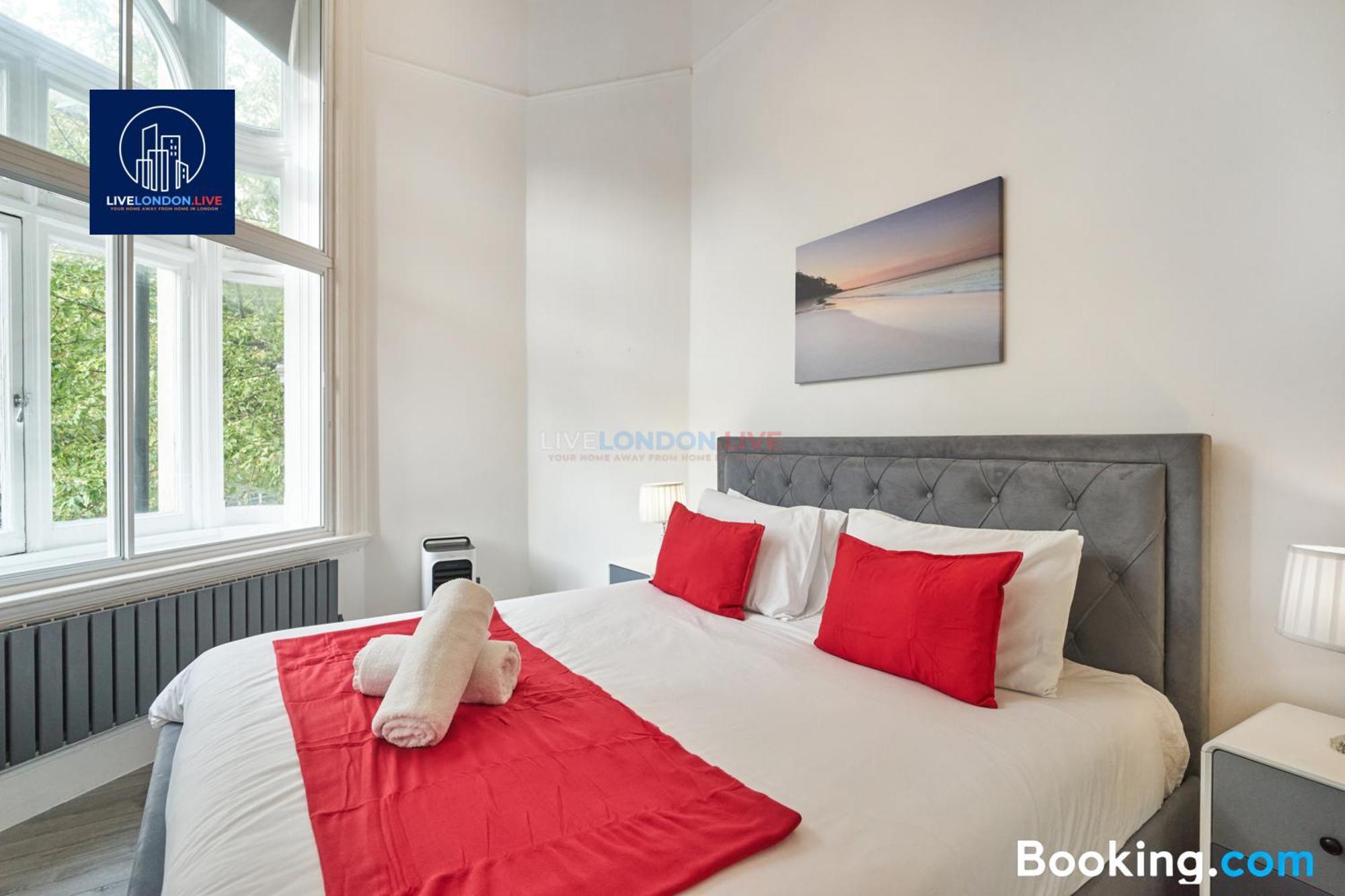 Last-Minute Specials L Sleeps Up To 4 Guests L One-Bedroom Apartment With King Bed And High Ceilings Near Camden By Live London Short Lets & Serviced Accommodation Ngoại thất bức ảnh